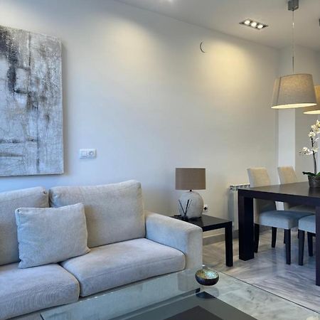 Victoria 32 Suite Malaga Exterior photo