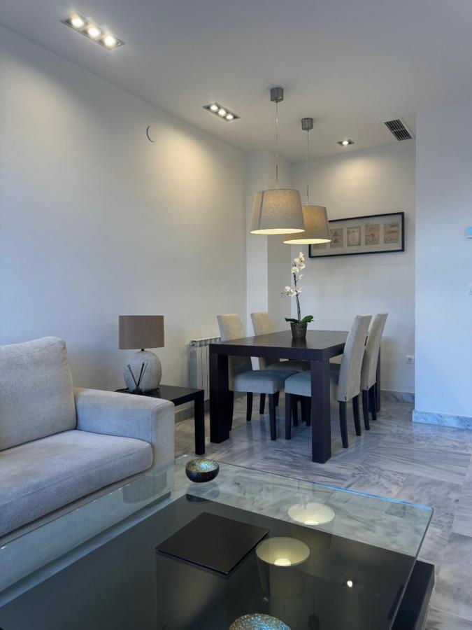 Victoria 32 Suite Malaga Exterior photo